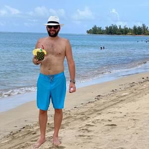 Meet your Posher, Chase s